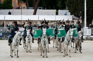 esercito al concorso ippico