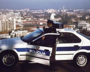 policija