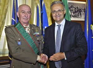 Il Ministro Mauro ed il generale Stefanini