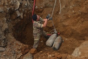 Gli artificieri dell'Esercito bonificano Castel Gandolfo