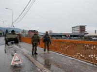 Militari italiani salvano un bambino in Kosovo