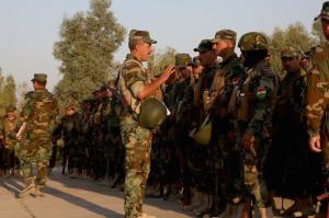 Briefing del Comandante delle KSF prima dell'esercitazione