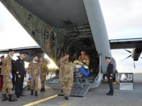 Feriti libici trasportati in Italia con C-130J dell’Aeronautica Militare