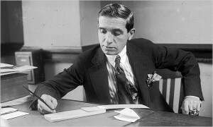 Charles Ponzi: l’emigrante italiano che inventò la truffa (quasi) perfetta